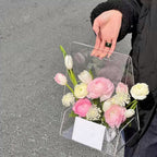 Luxusní květinový košík na míru z čerstvých květin – Maison Pétales Praha