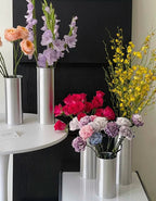 Designová váza pro květinový styling